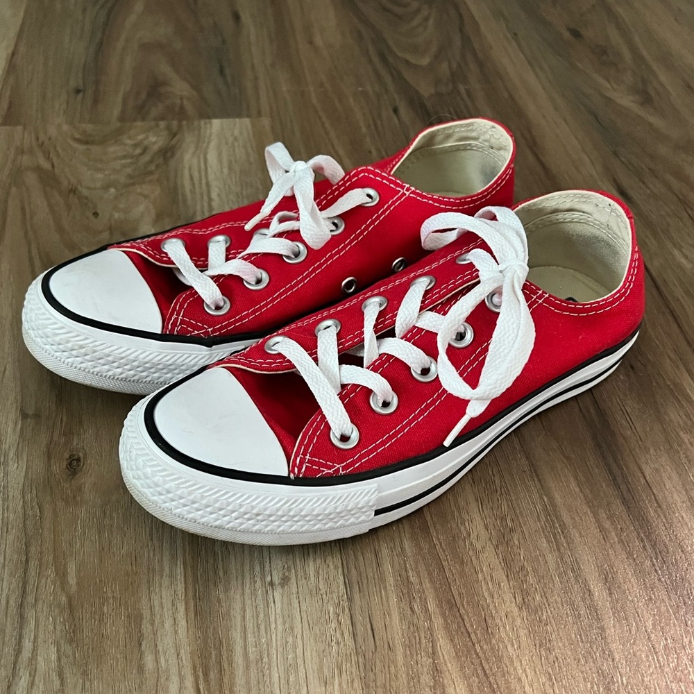 Red Converse